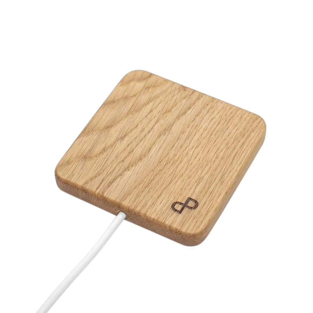 Handcrafted Wooden Wireless Charging Dock – Fast Qi Charger for Desk or Nightstand