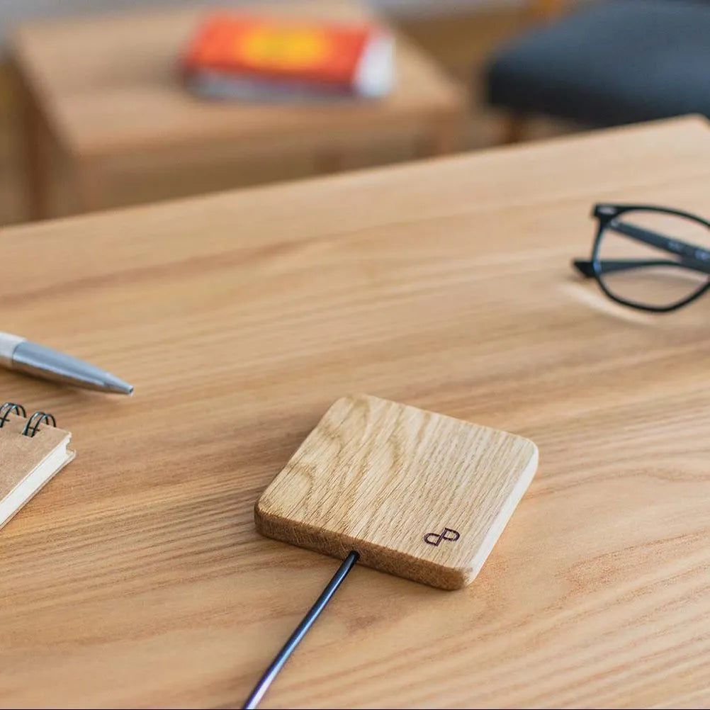 Handcrafted Wooden Wireless Charging Dock – Fast Qi Charger for Desk or Nightstand